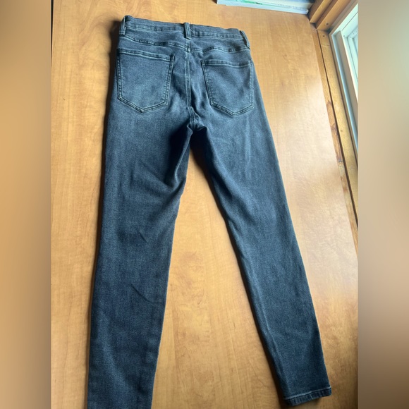 Black High-Waisted Jeans (Garage) - Picture 2 of 3
